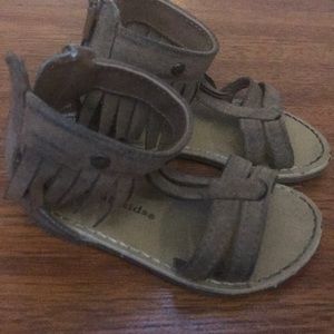 Koala kids size 3 toddler shoes brown fringe hippy